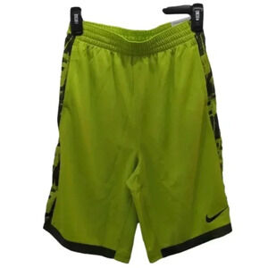 NIKE boys DRI-fit trophy printed training shorts
